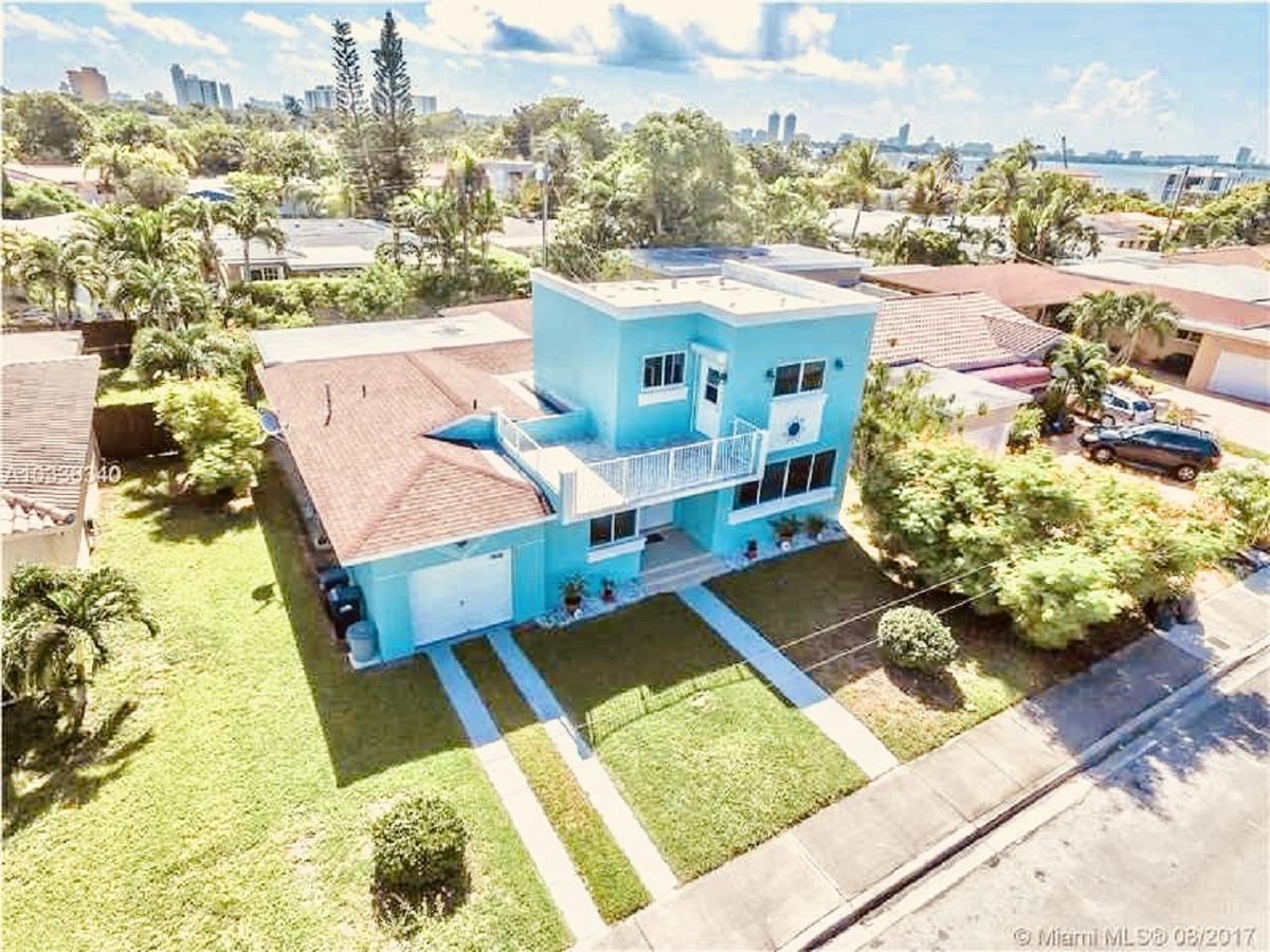 Blue House Miami North Bay Village